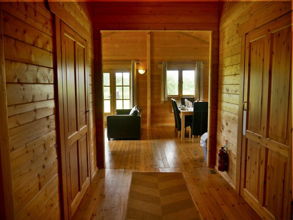 Lake Pochard Holiday Lodges 사우스 체르니 객실 사진